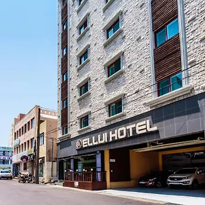 Ellui Hotel