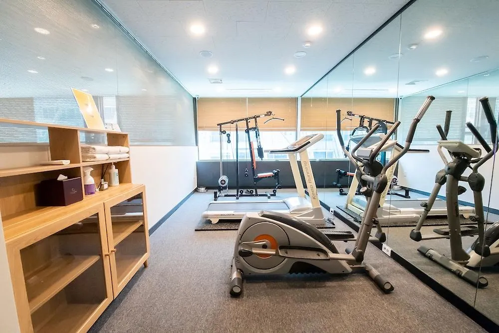 Metro Hotel Myeongdong Сеул