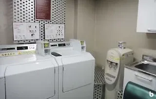 Metro Hotel Myeongdong Seoul 3*,